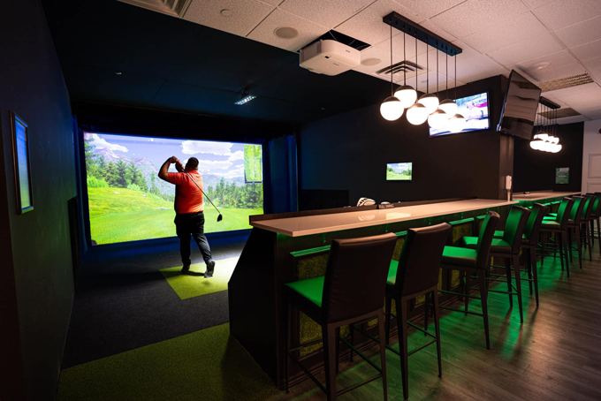 golfing in Niagara Falls Canada