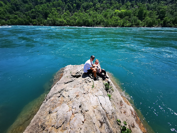 Niagara Glen hiking trail Niagara Falls